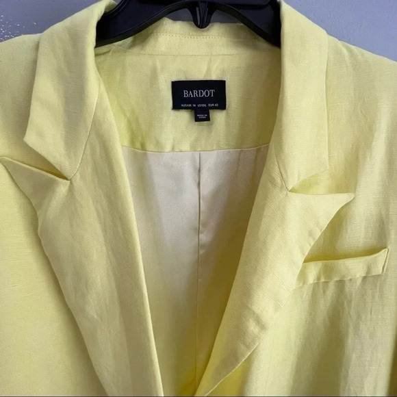 COPY - BARDOT / Revolve Summer Linen Blazer in Sunshine Front Single Button Siz… - Picture 7 of 14
